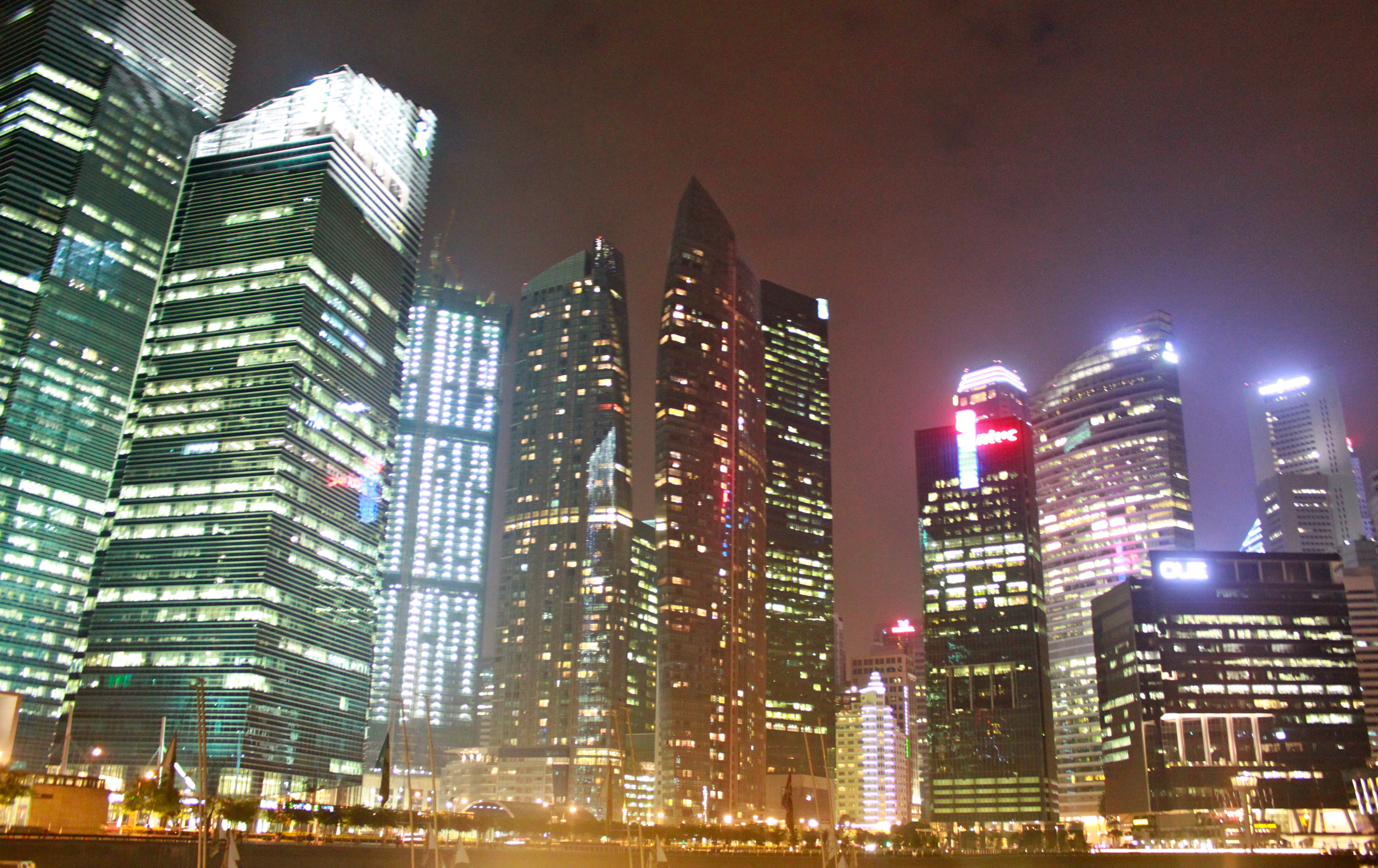 Singapore, the city that never sleeps